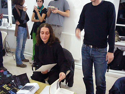 Nachwort zu Lucy Lippards "Six Years", übersetzt ins Georgische und gelesen von Mzia Chikhradze   Handout, Tbilisi, 2007